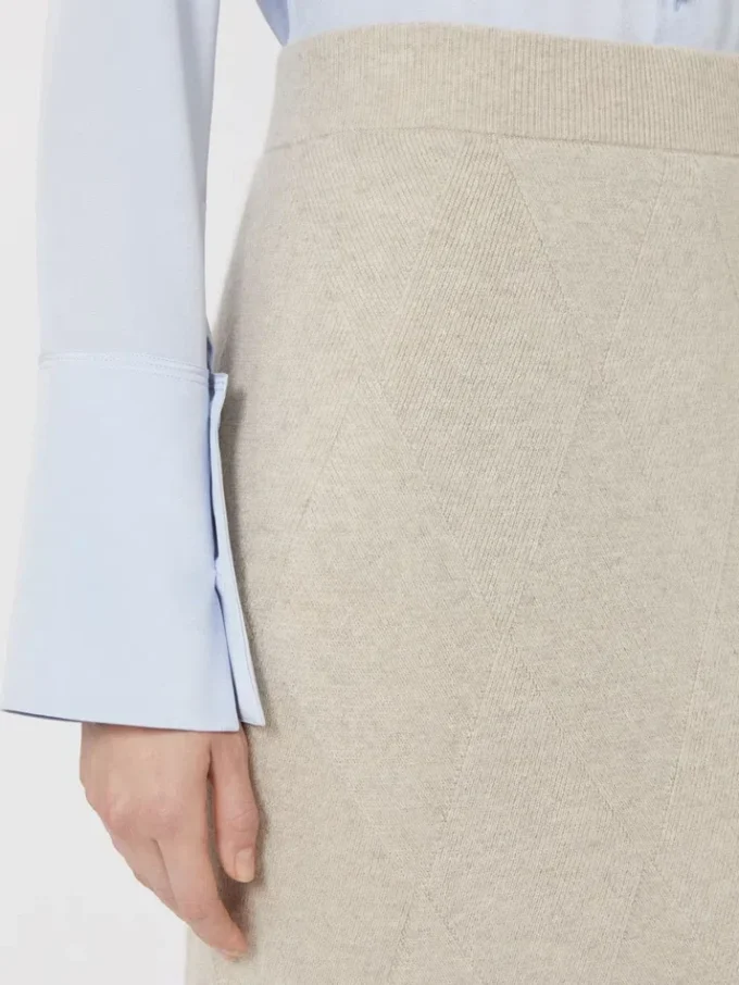 Argyle-rok van kasjmiergaren, beige Argyle-rok van kasjmiergaren, beige