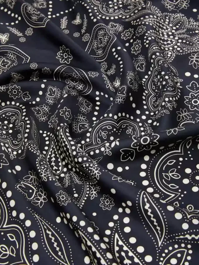Bedrukte vierkante zijden foulard, middernachtblauw Bedrukte vierkante zijden foulard, middernachtblauw