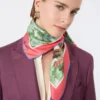Bedrukte zijden foulard, antiekroze Bedrukte zijden foulard, antiekroze