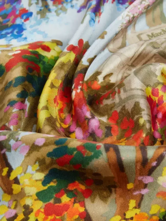 Bedrukte zijden foulard, lichtgeel