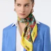 Bedrukte zijden foulard, lichtgeel