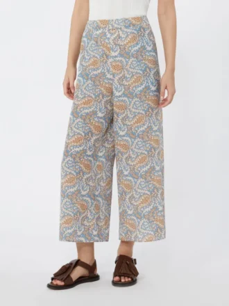 Broek van bedrukte crêpe de chine, lichtblauw