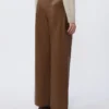 Broek van gecoate stof, tabakskleur Broek van gecoate stof, tabakskleur
