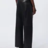 Broek van gecoate stof, zwart Broek van gecoate stof, zwart