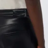 Broek van gecoate stof, zwart Broek van gecoate stof, zwart