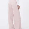 Broek van wol, mohair en zijde, beige-roze Broek van wol, mohair en zijde, beige-roze