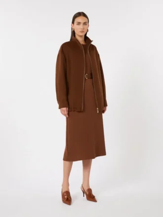 Cady-jurk met uitlopende pijpen, chocoladebruin