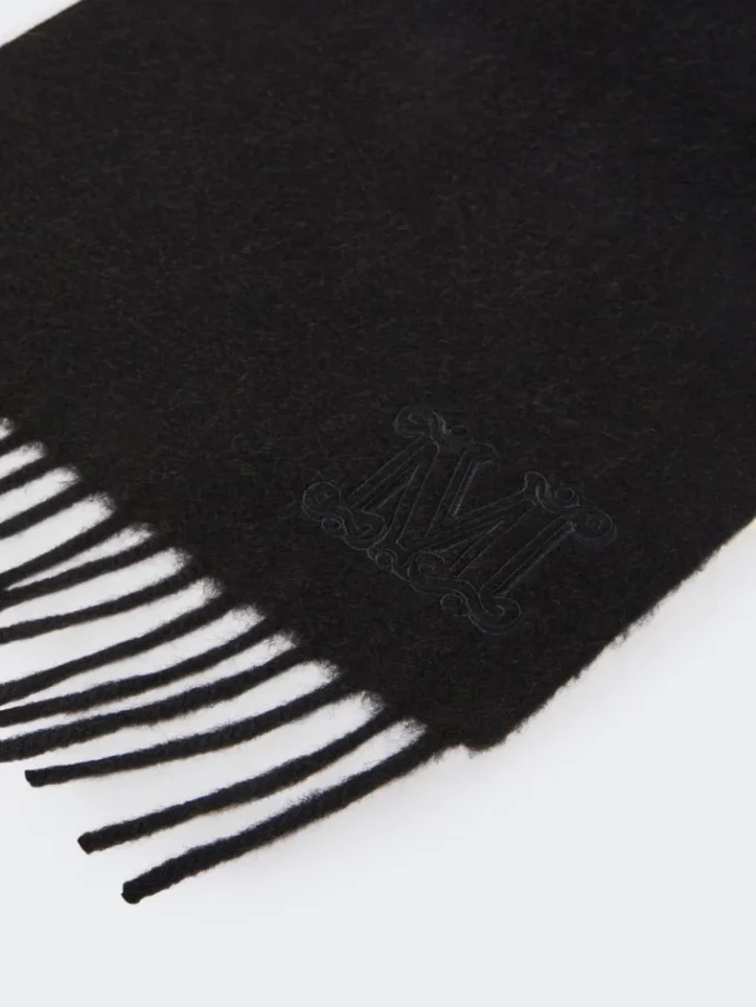 Camelkleurige stola met geborduurd monogram, zwart Camelkleurige stola met geborduurd monogram, zwart