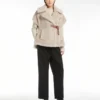 Cape van alpaca en teddywol, beige Cape van alpaca en teddywol, beige