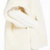 Cape van alpaca en teddywol, optisch wit Cape van alpaca en teddywol, optisch wit