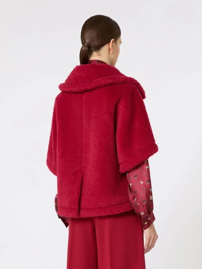 Cape van alpaca en teddywol, rood Cape van alpaca en teddywol, rood