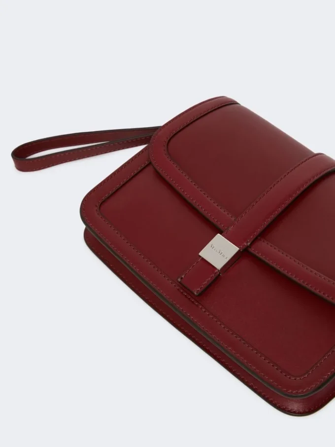 Clutch van glad leer, bordeaux Clutch van glad leer, bordeaux