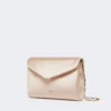 Clutch van viscose en zijdesatijn, poederkleurig Clutch van viscose en zijdesatijn, poederkleurig
