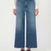 Comfortabele denimjeans met uitlopende pijpen, marineblauw Comfortabele denimjeans met uitlopende pijpen, marineblauw