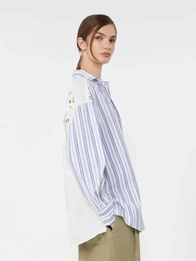 Gestreepte katoenen blouse met kant met oogjes, marineblauw Gestreepte katoenen blouse met kant met oogjes, marineblauw