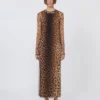 Getailleerde jurk van tule-jersey, beige met kleurverloop Getailleerde jurk van tule-jersey, beige met kleurverloop
