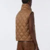 Gewatteerd, waterafstotend nylon canvas vest, karamel Gewatteerd, waterafstotend nylon canvas vest, karamel