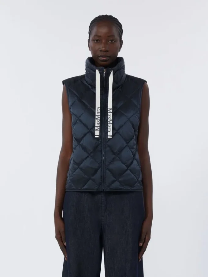 Gewatteerd, waterafstotend nylon canvas vest, middernachtblauw Gewatteerd, waterafstotend nylon canvas vest, middernachtblauw