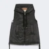 Gewatteerd, waterafstotend vest met capuchon, zwart Gewatteerd, waterafstotend vest met capuchon, zwart