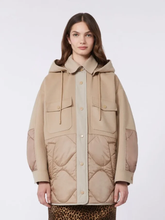Gewatteerde jas van dubbelzijdige wol en nylon, camel Gewatteerde jas van dubbelzijdige wol en nylon, camel