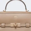 Handtas van glad leer, kleur mud Handtas van glad leer, kleur mud