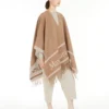 Jacquard wollen poncho, camel Jacquard wollen poncho, camel
