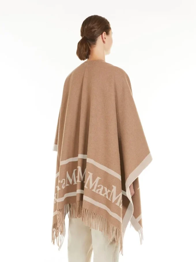 Jacquard wollen poncho, camel Jacquard wollen poncho, camel