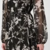 Jurk van bedrukte chiffon, zwart Jurk van bedrukte chiffon, zwart