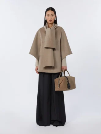 Kasjmier cape met sjaaldetail, tawny bronsbruin