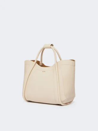 Kleine leren tas in marineblauw, ijs