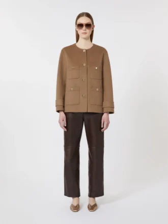 Kort jasje van wollen broadcloth, camel