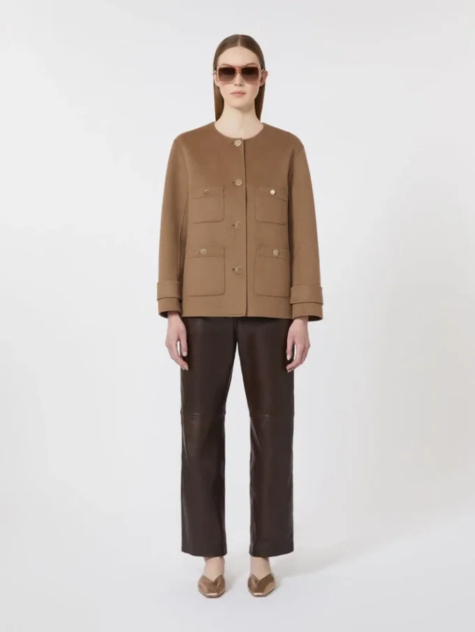 Kort jasje van wollen broadcloth, camel