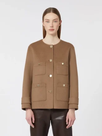 Kort jasje van wollen broadcloth, camel