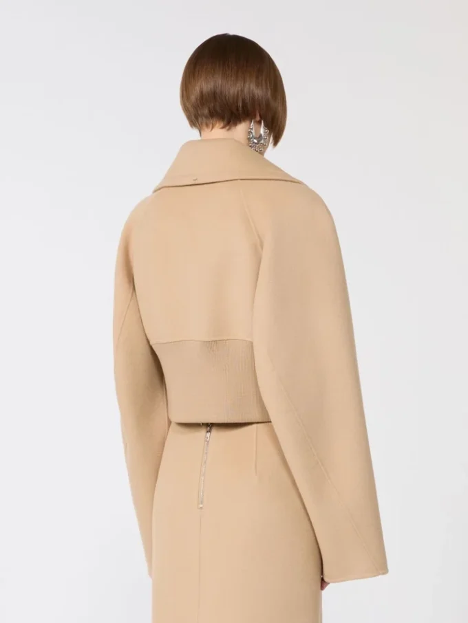 Korte bovenkleding van Pure Wool, karamel Korte bovenkleding van Pure Wool, karamel