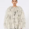 Korte overjas met bloemblaadjes van bedrukte organza, parelgrijs Korte overjas met bloemblaadjes van bedrukte organza, parelgrijs