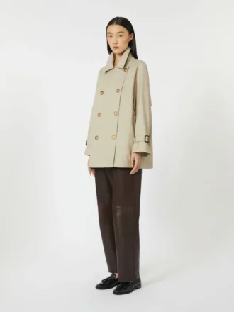 Korte, waterafstotende trenchcoat van twill, zandkleur