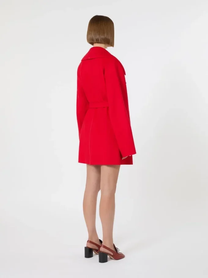 Korte wollen jas, rood Korte wollen jas, rood