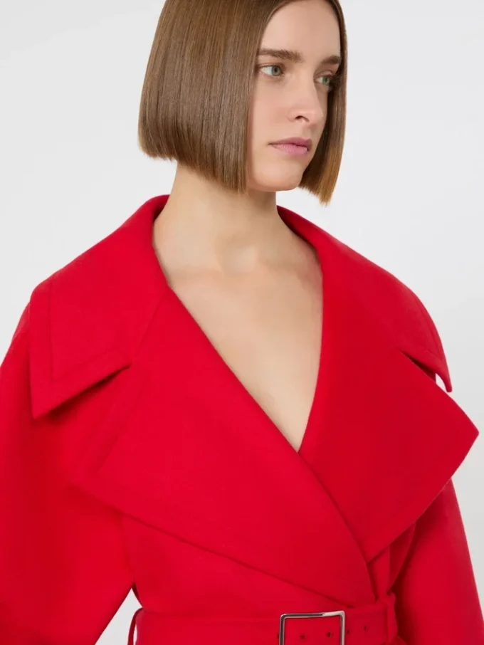 Korte wollen jas, rood Korte wollen jas, rood