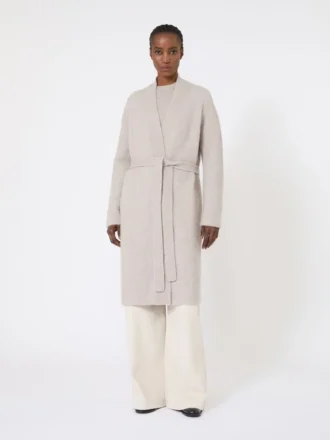 Lang vest van alpaca en wol, zandkleur