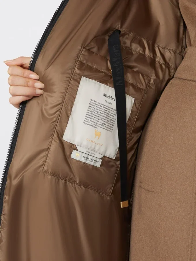 Lange, waterafstotende, gewatteerde parka van canvas, tabak Lange, waterafstotende, gewatteerde parka van canvas, tabak