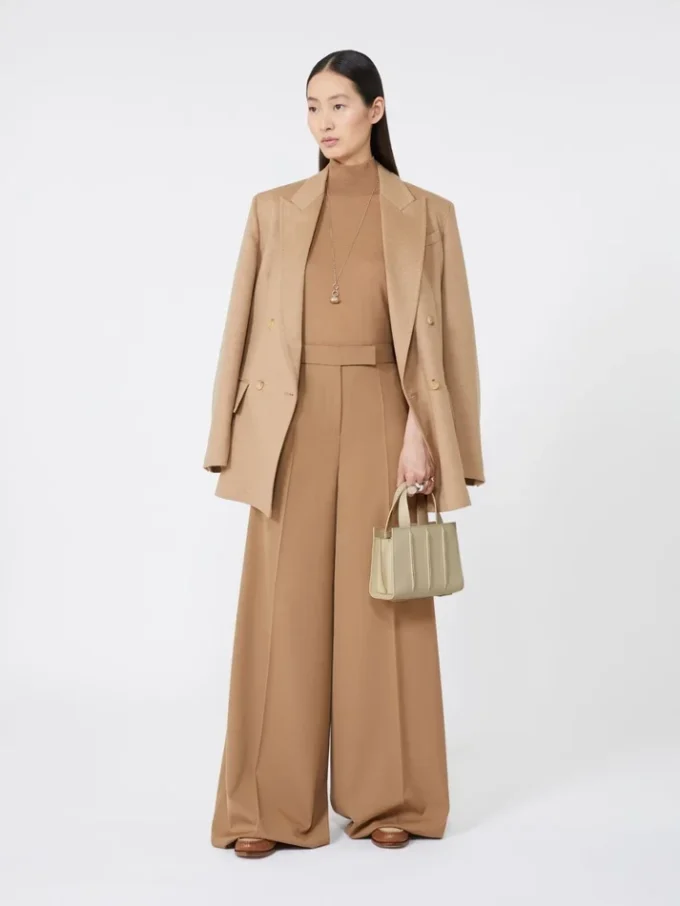 Max Mara Whitney tas 3 – micro, beige Max Mara Whitney tas 3 – micro, beige