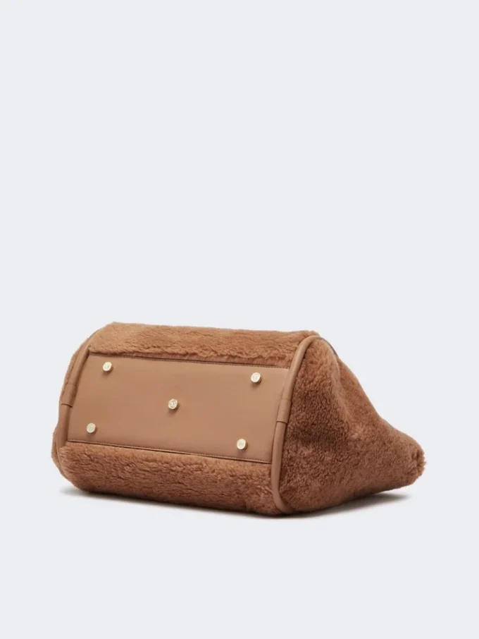 Medium marine tas van teddy-stof, camel Medium marine tas van teddy-stof, camel