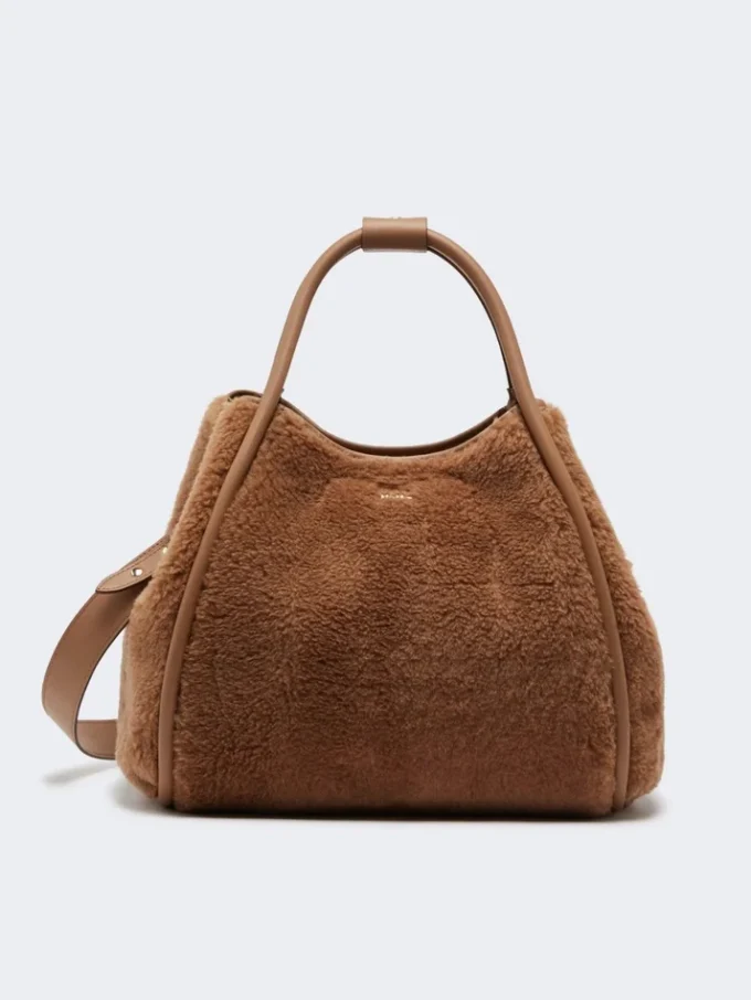 Medium marine tas van teddy-stof, camel Medium marine tas van teddy-stof, camel