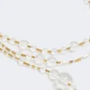 Meerstrengige ketting van metaal en glas, optisch wit Meerstrengige ketting van metaal en glas, optisch wit