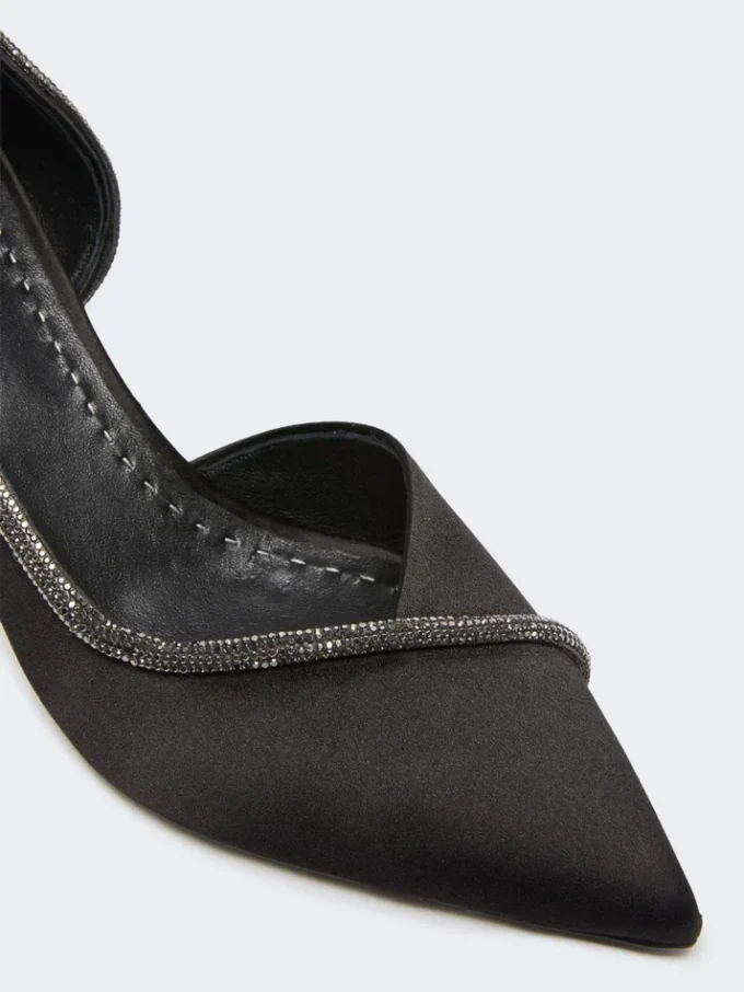 Met kristallen versierde satijnen pumps, zwart