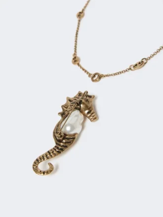 Metalen ketting met brochehanger, goud Metalen ketting met brochehanger, goud