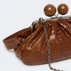 Middelgrote Pasticcino-tas van leer met krokodillenprint, roodbruin