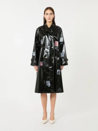 Midi-trenchcoat van gabardine met vinyl-effect, zwart