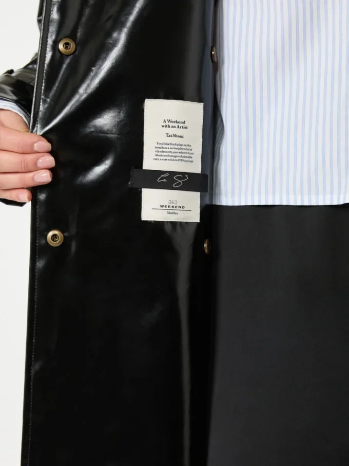 Midi-trenchcoat van gabardine met vinyl-effect, zwart Midi-trenchcoat van gabardine met vinyl-effect, zwart