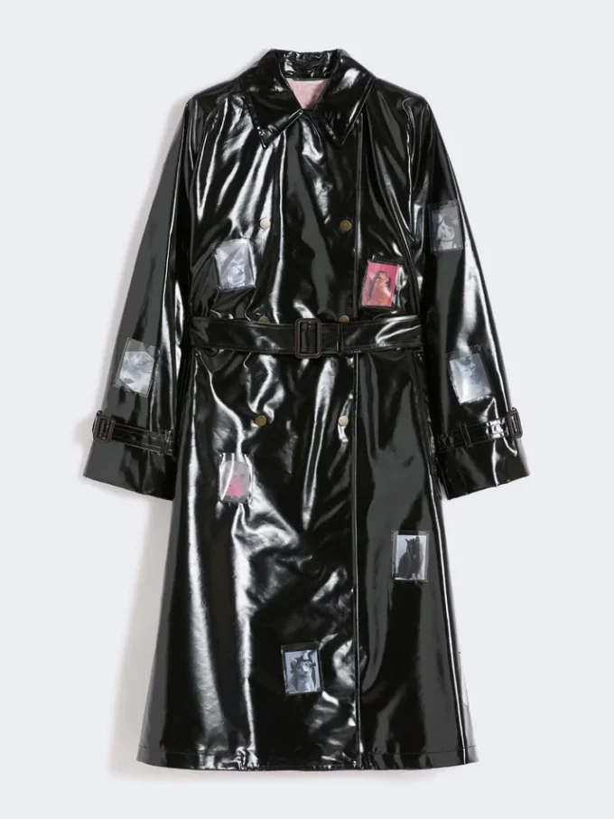 Midi-trenchcoat van gabardine met vinyl-effect, zwart Midi-trenchcoat van gabardine met vinyl-effect, zwart
